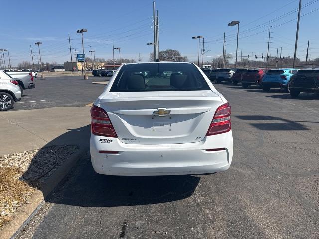 2017 Chevrolet Sonic Vehicle Photo in MANHATTAN, KS 66502-5036