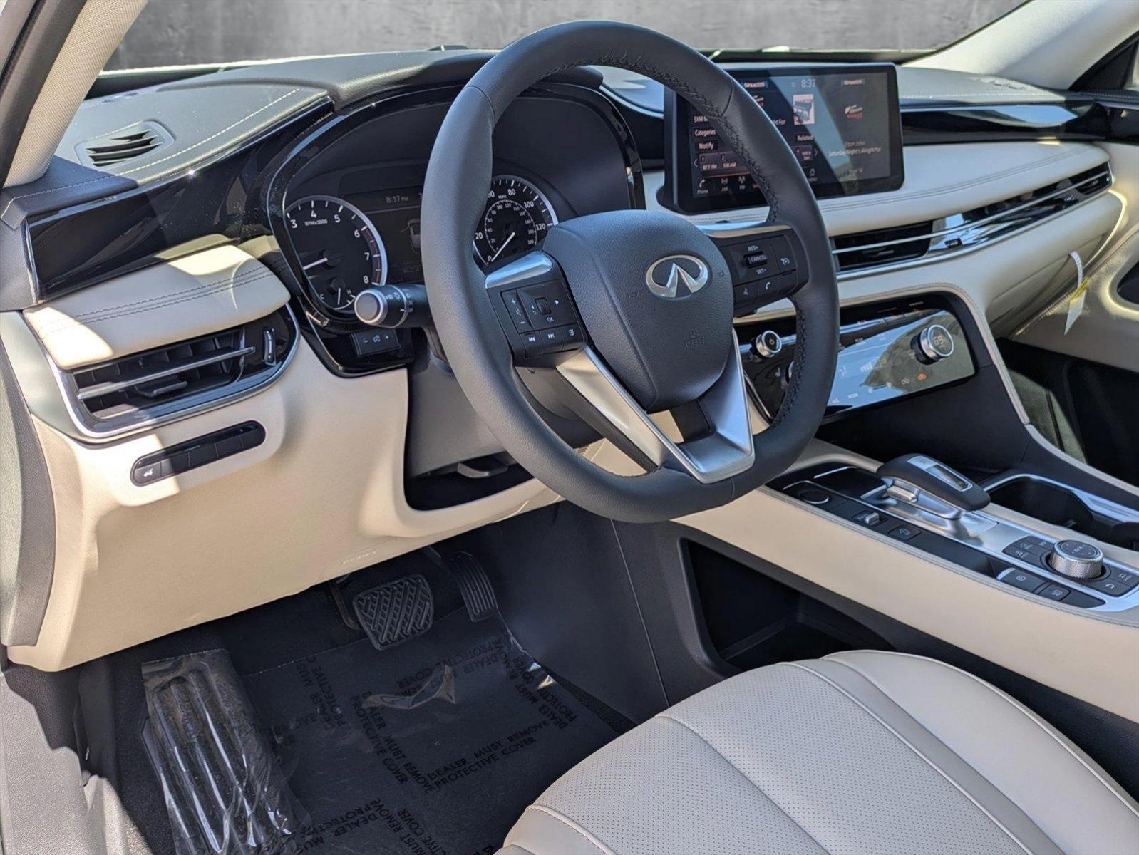 2025 INFINITI QX60 Vehicle Photo in Tustin, CA 92782