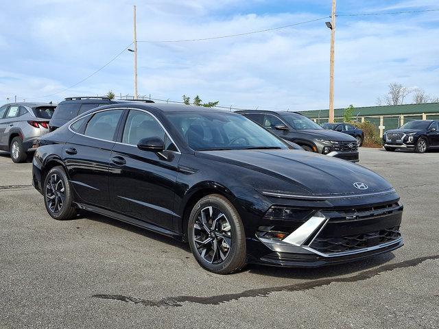 2025 Hyundai SONATA Vehicle Photo in Harrisburg, PA 17111