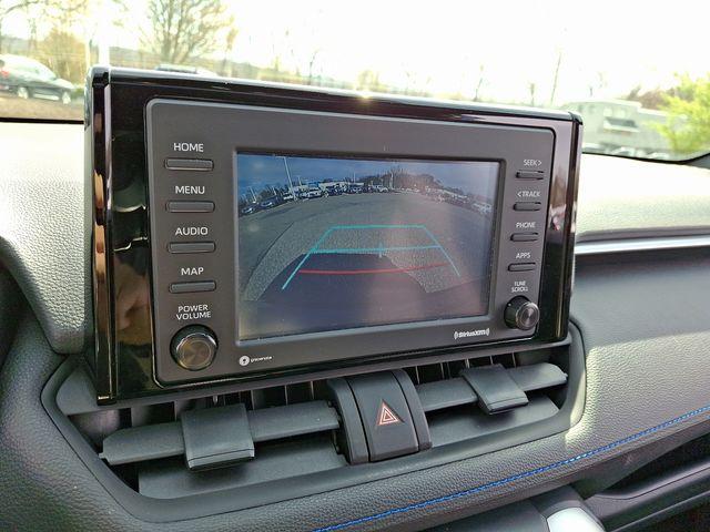 2022 Toyota RAV4 Hybrid Vehicle Photo in DANBURY, CT 06810-5034