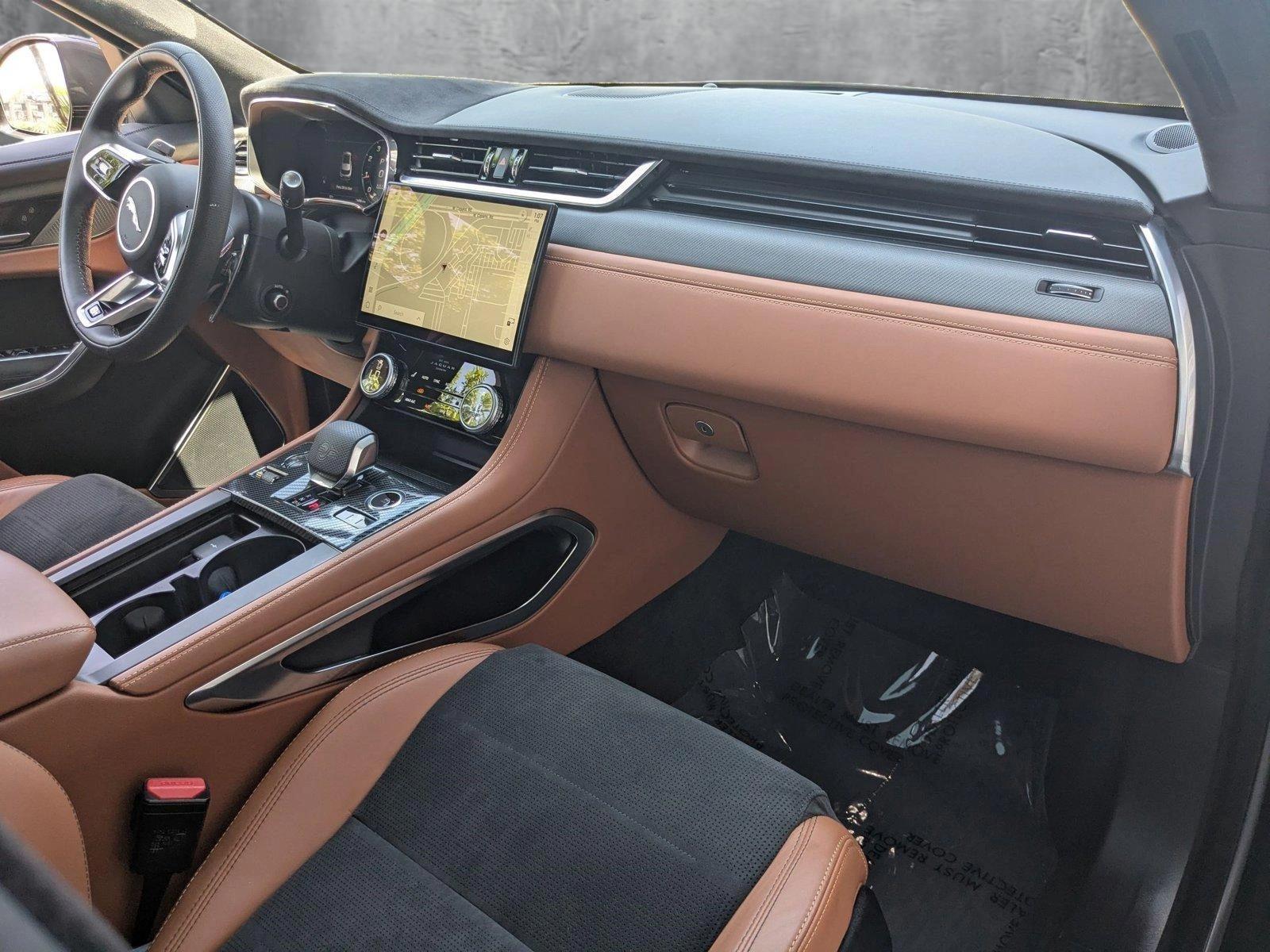 2024 Jaguar F-PACE Vehicle Photo in Pompano Beach, FL 33064