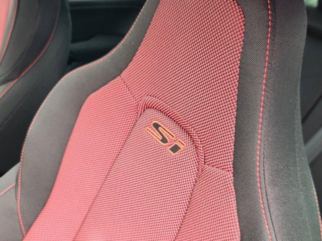 2025 Honda Civic Si Vehicle Photo in SUGAR LAND, TX 77478-0000