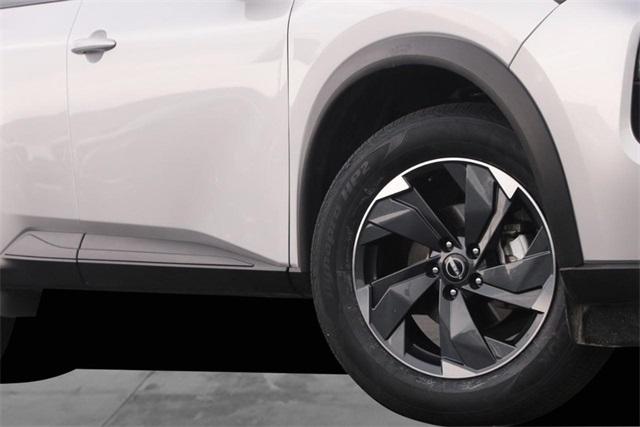 2024 Nissan Rogue Vehicle Photo in Hazelwood, MO 63042