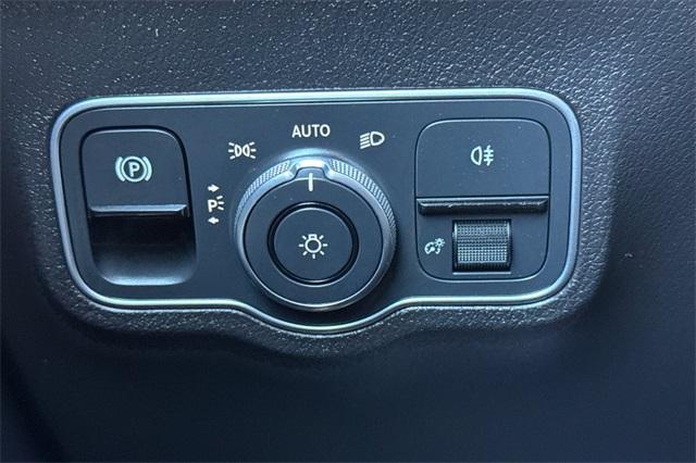 2022 Mercedes-Benz GLB Vehicle Photo in ELK GROVE, CA 95757-8703
