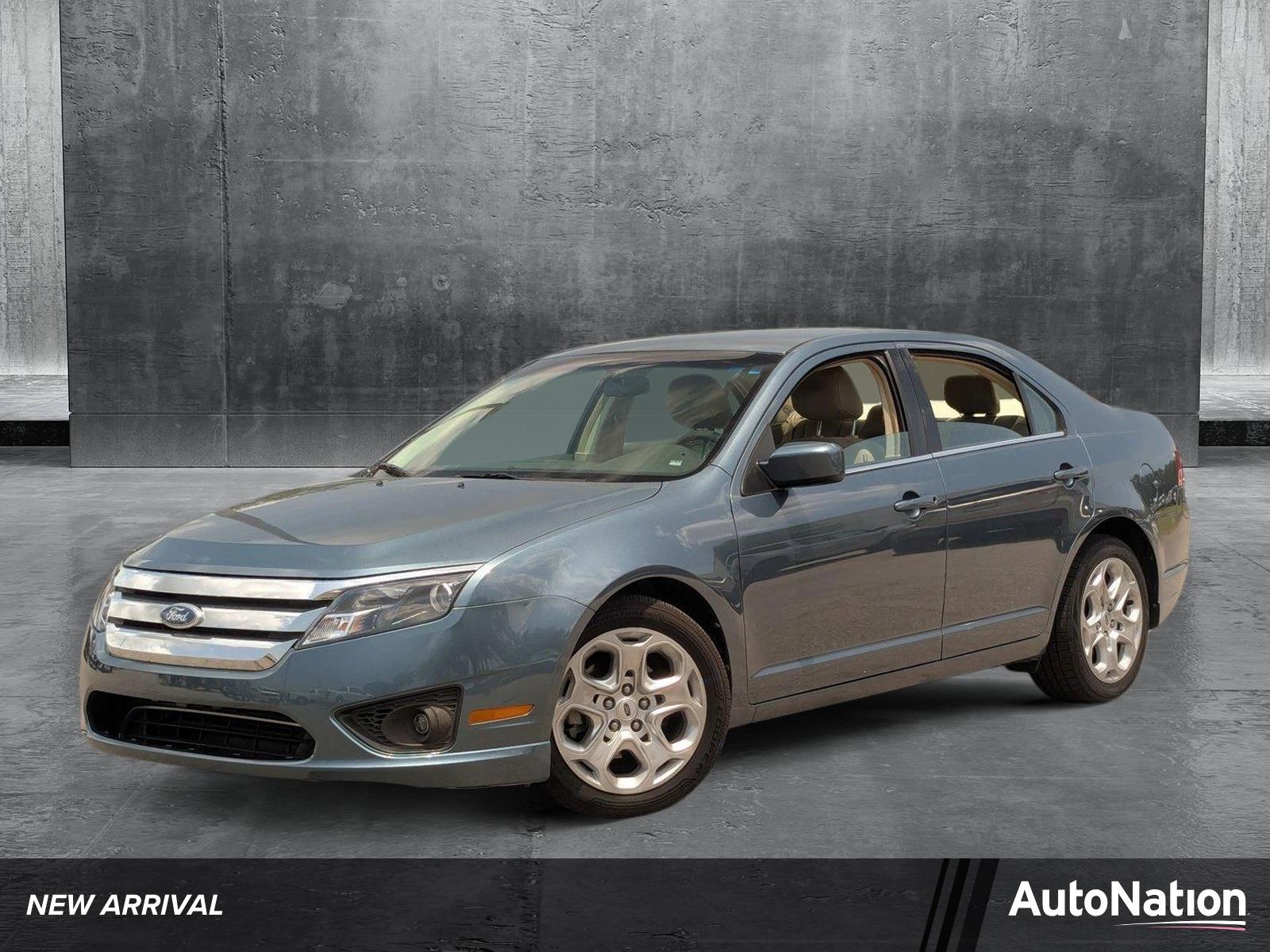 2011 Ford Fusion Vehicle Photo in St. Petersburg, FL 33713