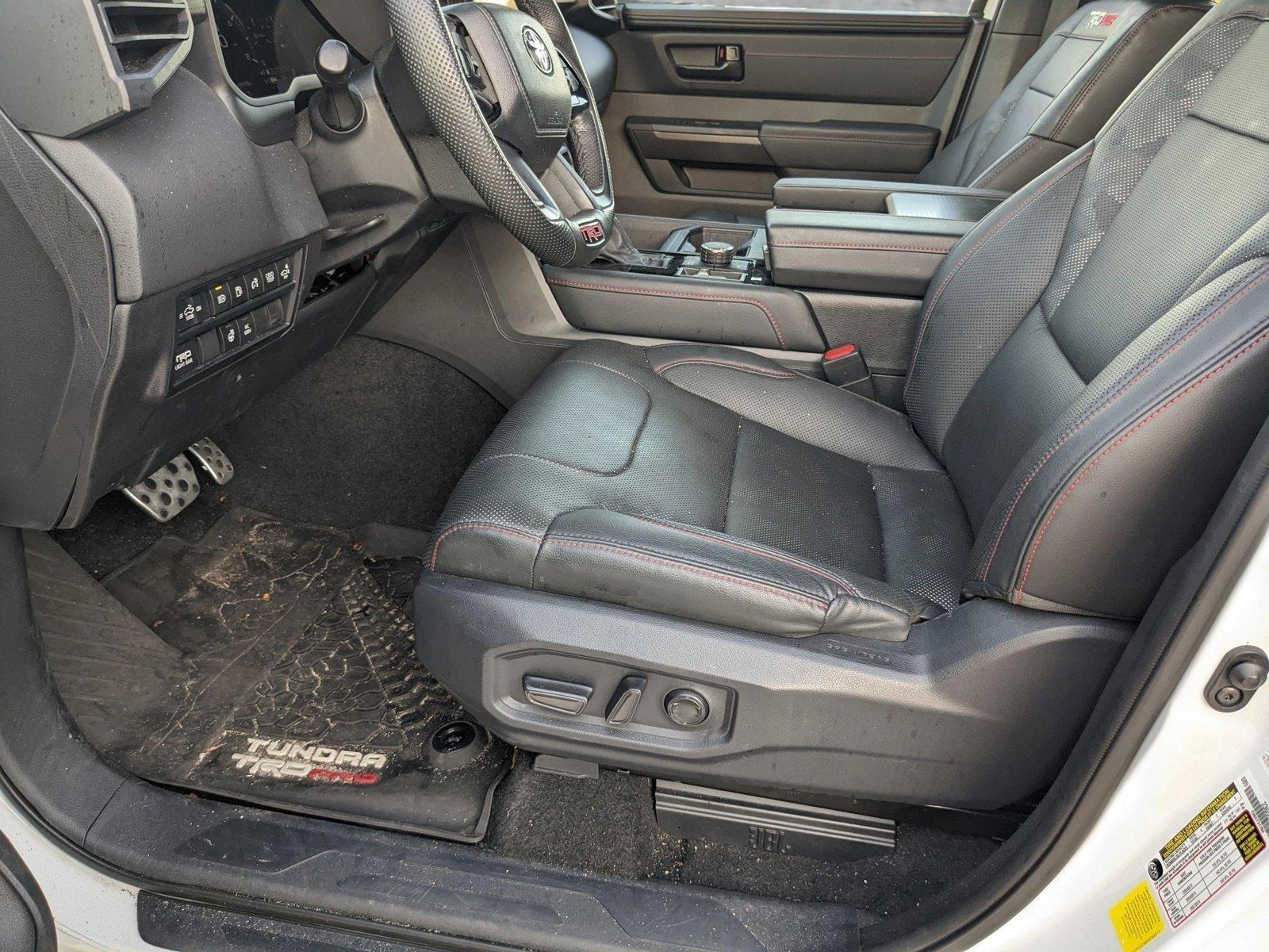 2024 Toyota Tundra 4WD Vehicle Photo in Davie, FL 33331