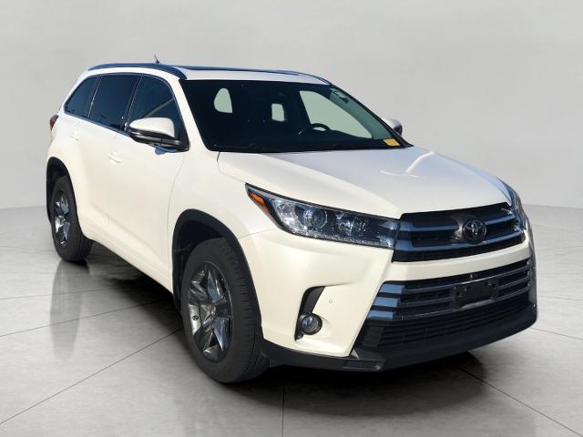 2018 Toyota Highlander Vehicle Photo in GREEN BAY, WI 54303-3330