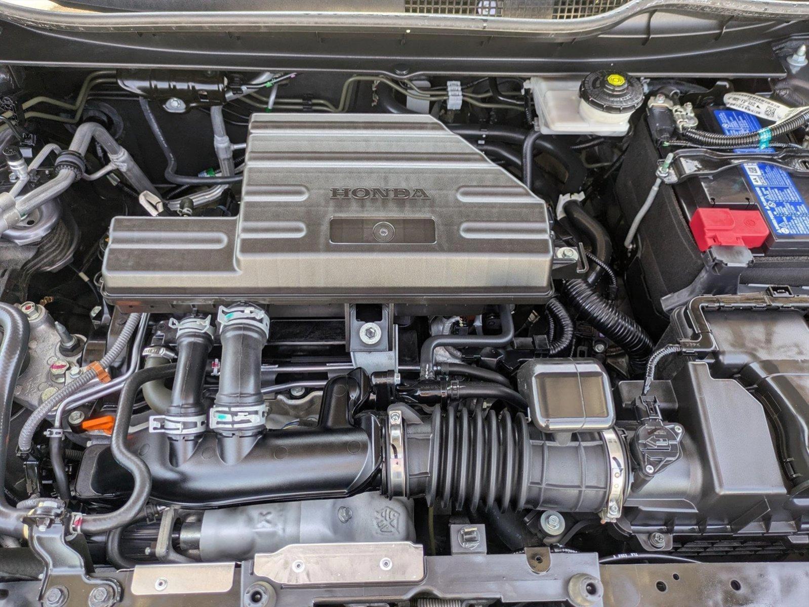 2022 Honda CR-V Vehicle Photo in Valencia, CA 91355