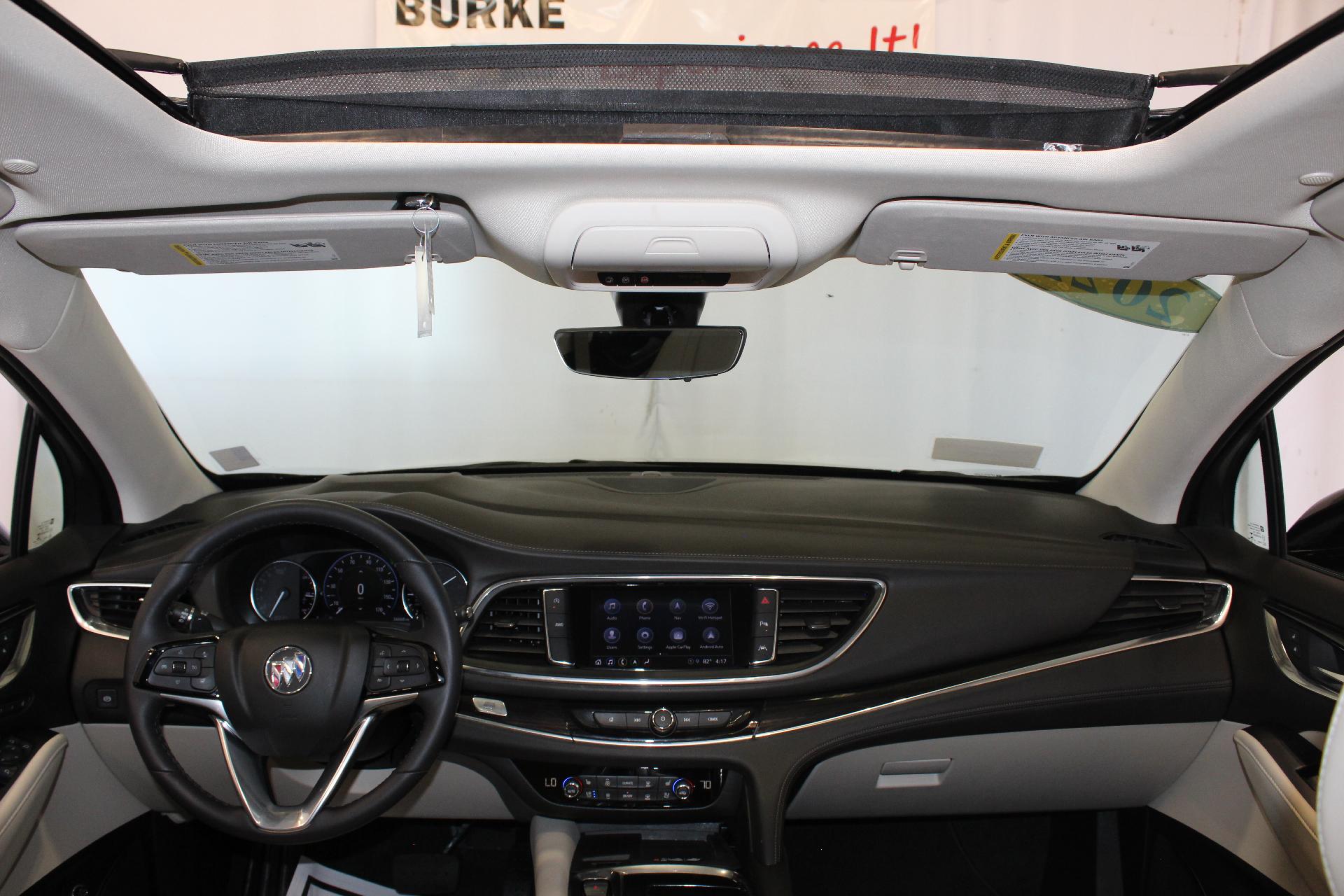2022 Buick Enclave Vehicle Photo in NORTHAMPTON, MA 01060-1120