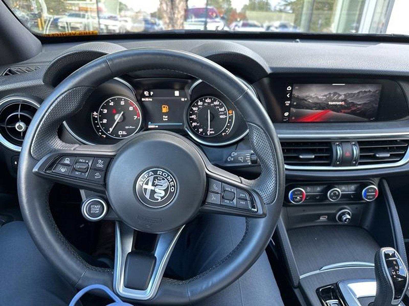 2022 Alfa Romeo Stelvio Vehicle Photo in Willow Grove, PA 19090
