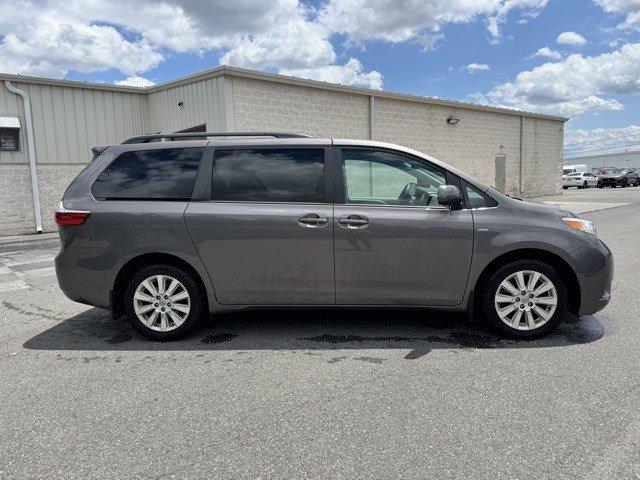 2016 Toyota Sienna Vehicle Photo in Mechanicsburg, PA 17050-1707