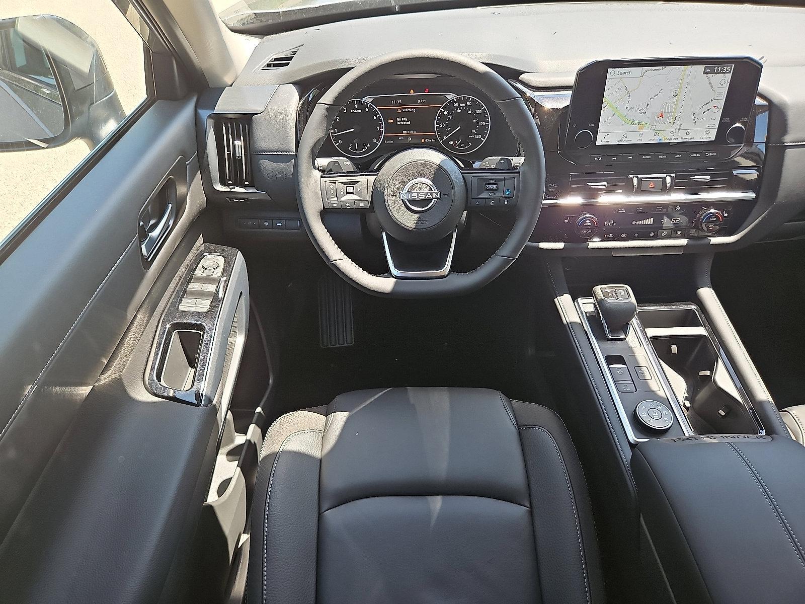 2025 Nissan Pathfinder Vehicle Photo in Jenkintown, PA 19046