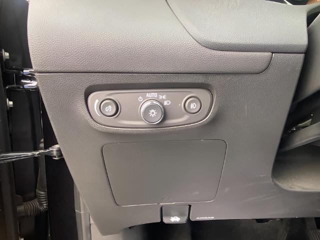 2022 Buick Encore GX Vehicle Photo in APPLETON, WI 54914-8833
