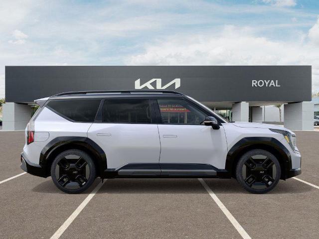 2026 Kia EV9 Vehicle Photo in Tucson, AZ 85712