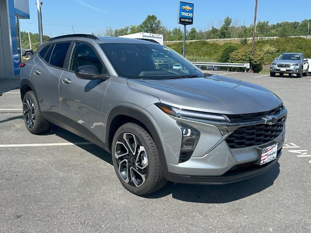 2025 Chevrolet Trax Vehicle Photo in GARDNER, MA 01440-3110