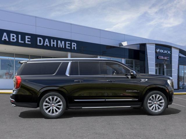 2024 GMC Yukon XL Vehicle Photo in KANSAS CITY, MO 64114-4545