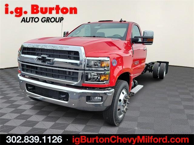 2024 Chevrolet Silverado 6500 HD Vehicle Photo in MILFORD, DE 19963-6122