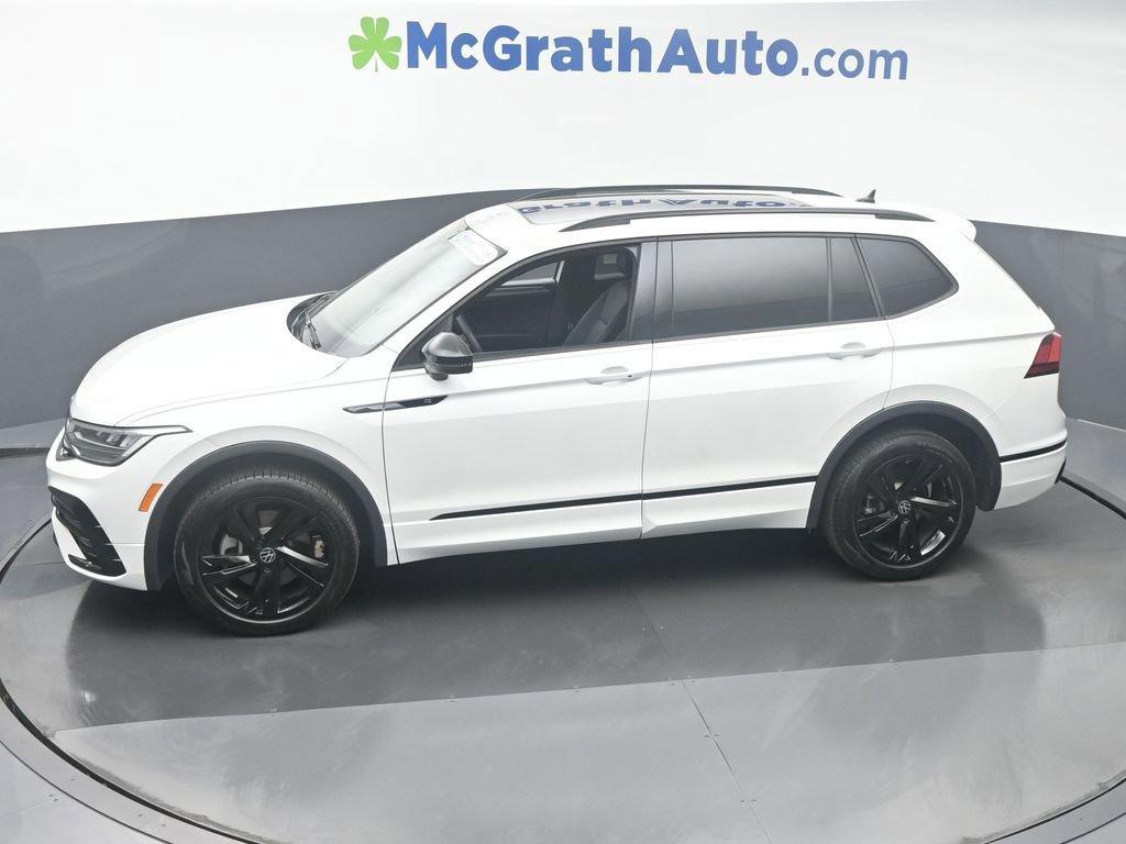 2024 Volkswagen Tiguan Vehicle Photo in Marion, IA 52302
