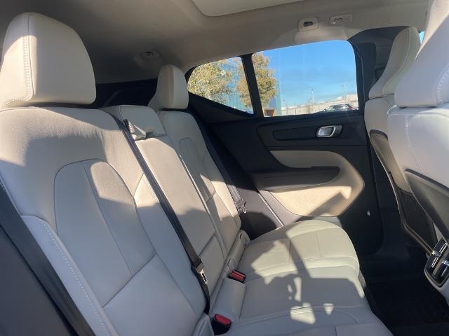 2025 Volvo XC40 Vehicle Photo in Grapevine, TX 76051