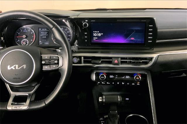 2023 Kia K5 Vehicle Photo in Lees Summit, MO 64086