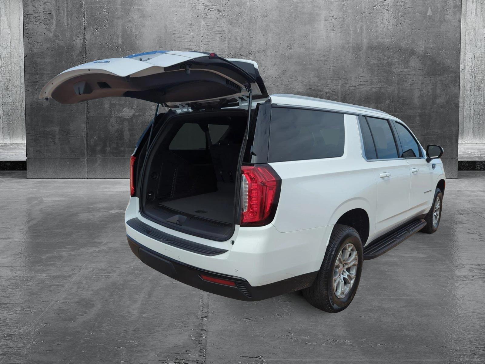 2024 GMC Yukon XL Vehicle Photo in MEMPHIS, TN 38115-1503