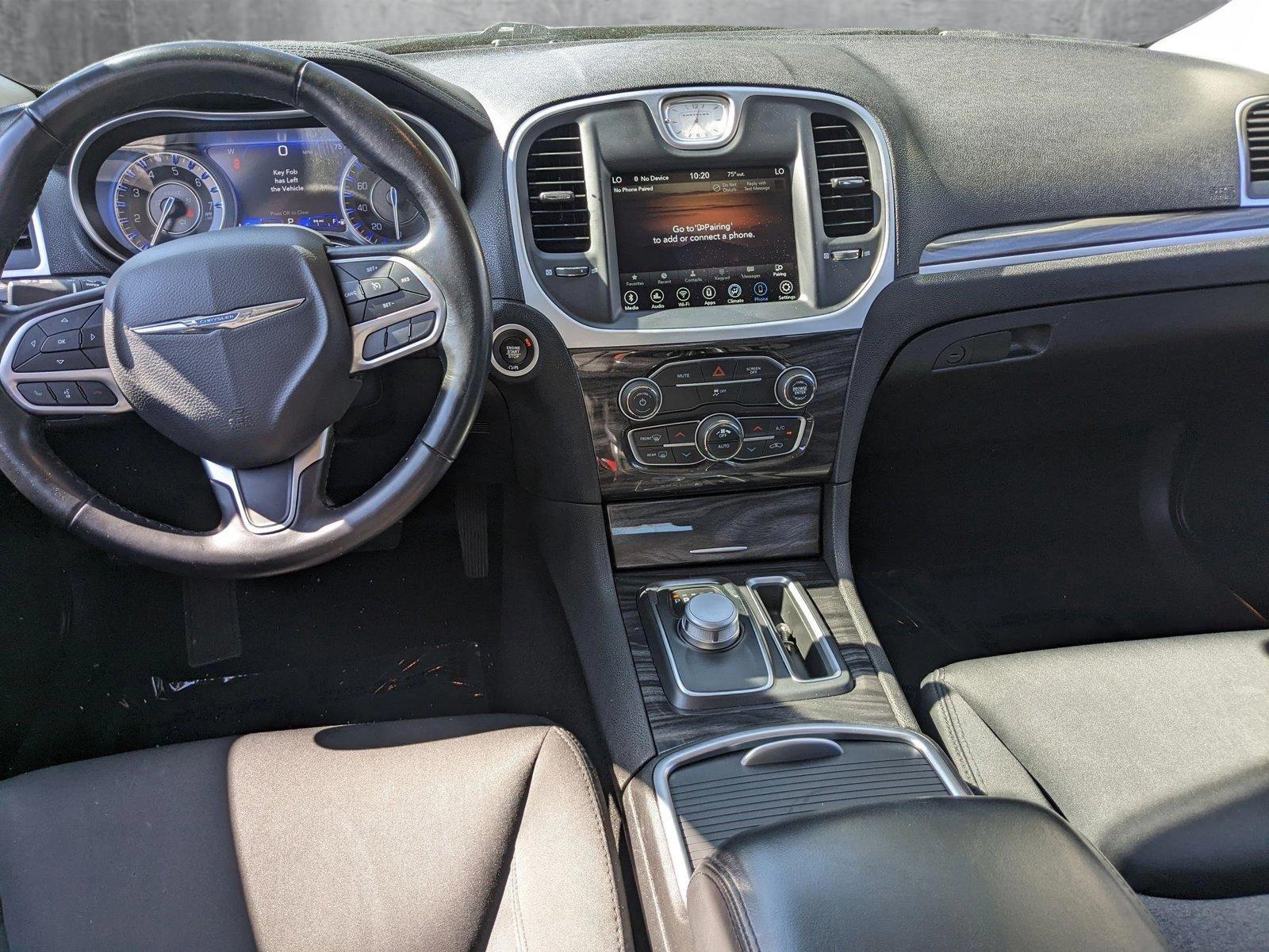 2022 Chrysler 300 Vehicle Photo in Jacksonville, FL 32256