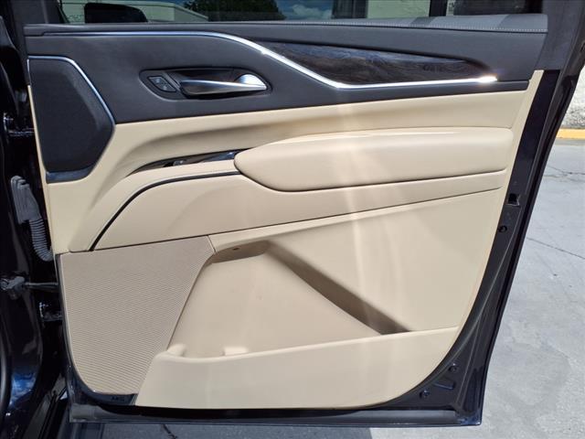 2023 Cadillac Escalade ESV Vehicle Photo in TAMPA, FL 33612-3404