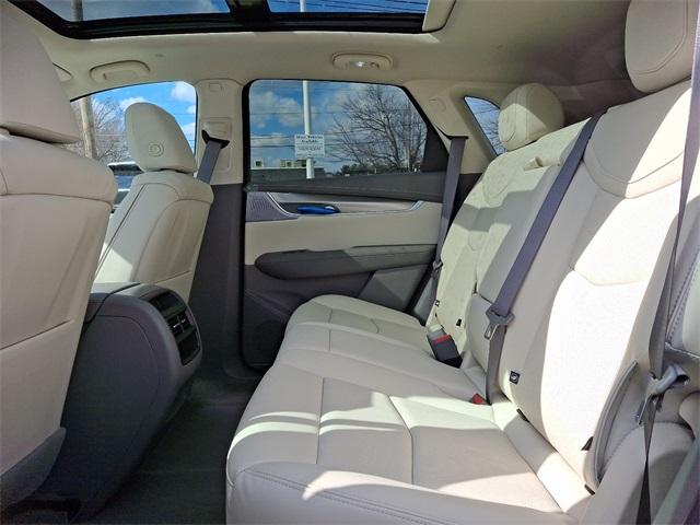 2025 Cadillac XT5 Vehicle Photo in ALLENTOWN, PA 18103-7399