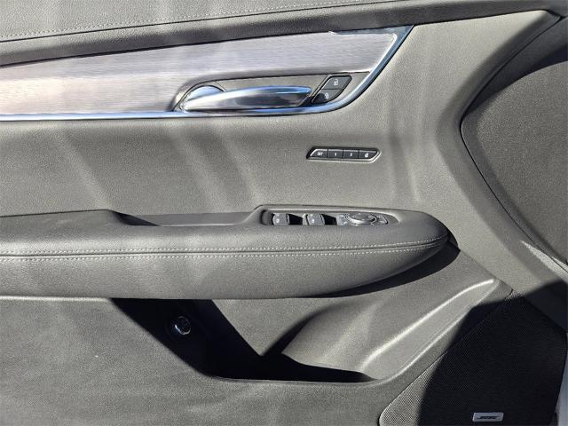 2025 Cadillac XT6 Vehicle Photo in Oklahoma City, OK 73114