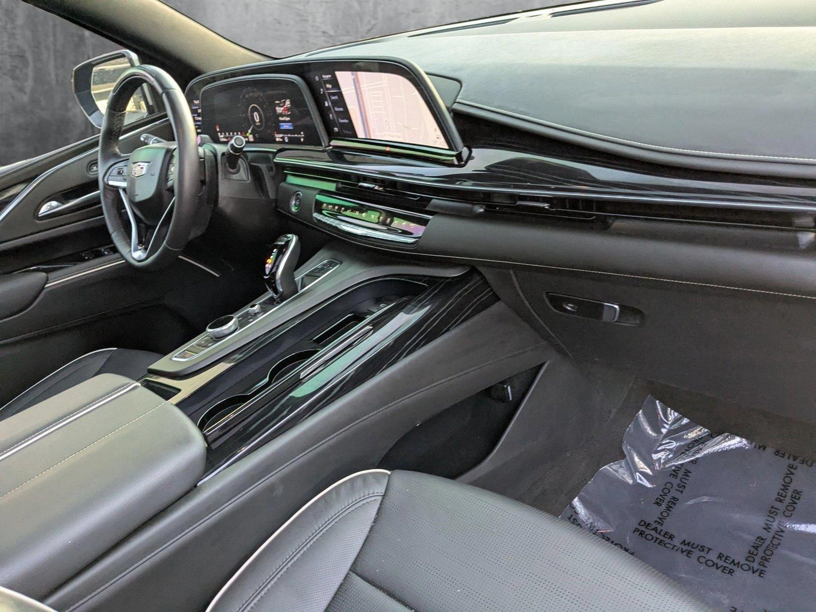 2024 Cadillac Escalade Vehicle Photo in LONE TREE, CO 80124-2750