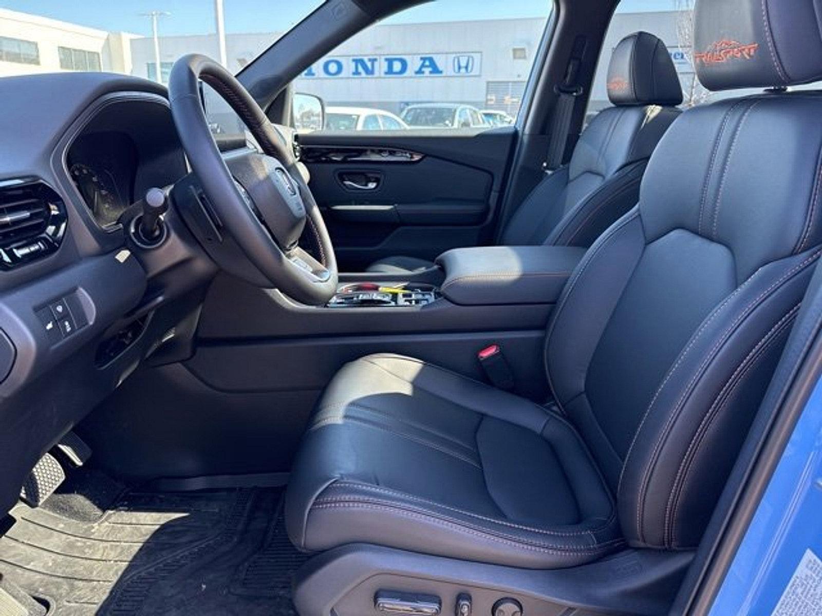2025 Honda Pilot Vehicle Photo in Harrisburg, PA 17111