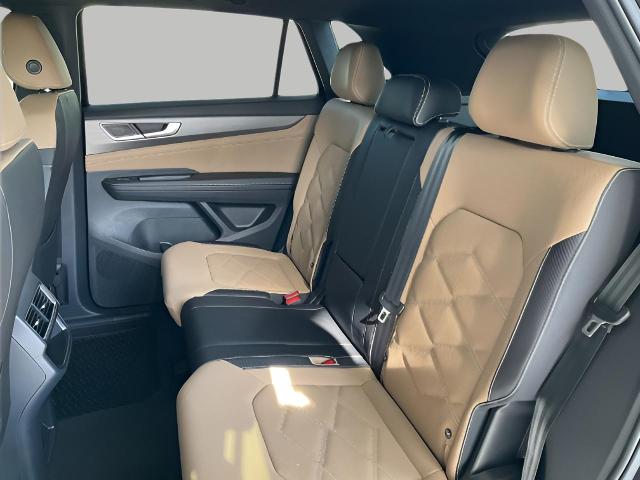 2025 Volkswagen Atlas Cross Sport Vehicle Photo in Oshkosh, WI 54904