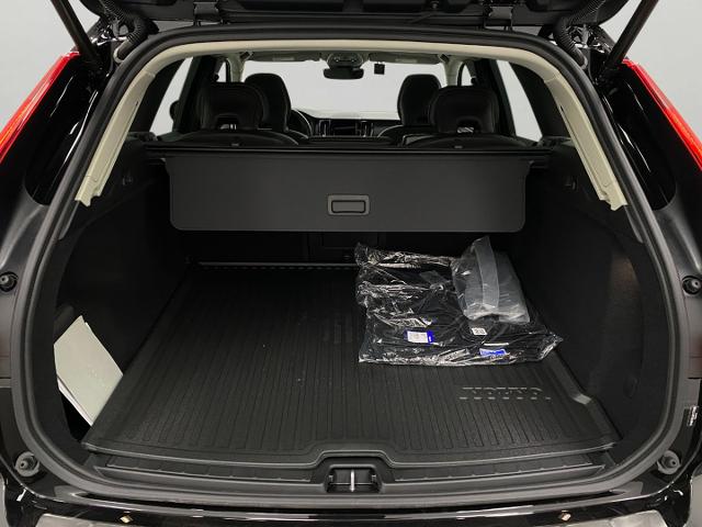 2025 Volvo XC60 Vehicle Photo in Appleton, WI 54913