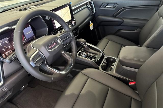 2025 GMC Canyon Vehicle Photo in ELK GROVE, CA 95757-8703