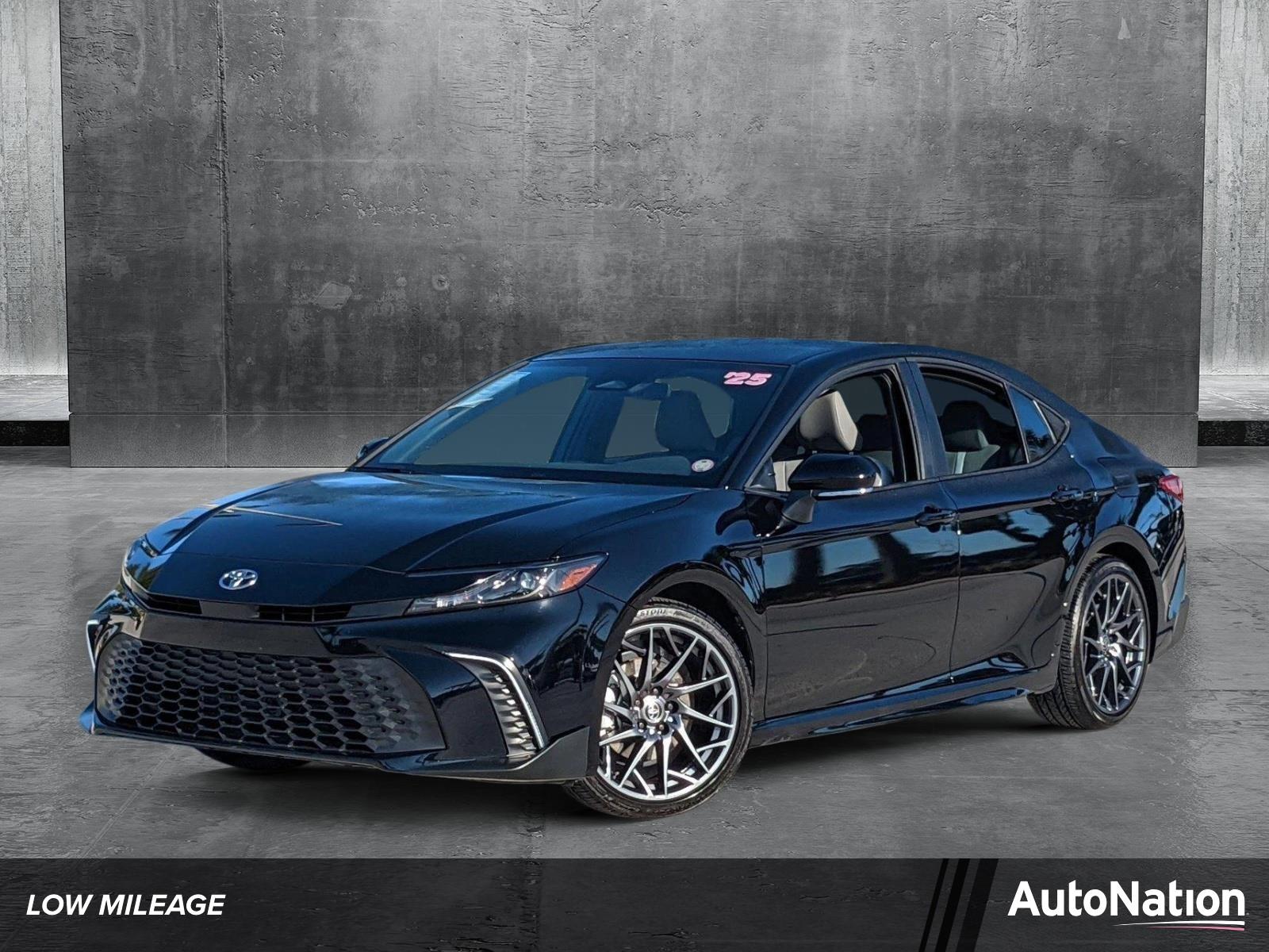 2025 Toyota Camry Vehicle Photo in Davie, FL 33331
