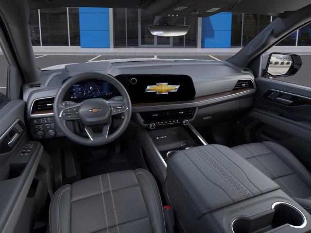 2025 Chevrolet Suburban Vehicle Photo in EVERETT, WA 98203-5662