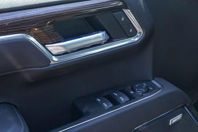 2025 Chevrolet Silverado 1500 Vehicle Photo in VENTURA, CA 93003-8585