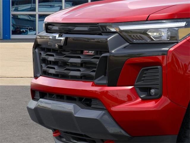 2025 Chevrolet Colorado Vehicle Photo in ENGLEWOOD, CO 80113-6708
