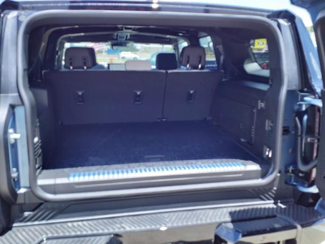 2024 GMC HUMMER EV SUV Vehicle Photo in Denton, TX 76205