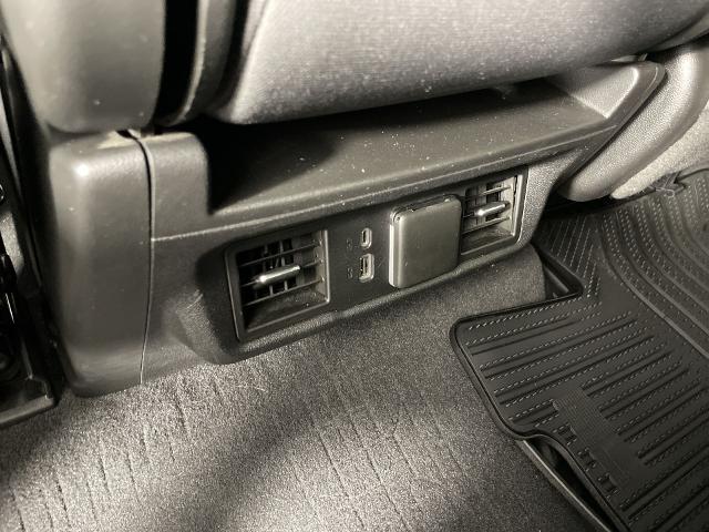 2023 GMC Sierra 1500 Vehicle Photo in GILBERT, AZ 85297-0402