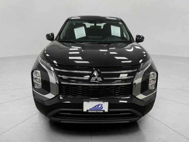 2025 Mitsubishi Outlander Vehicle Photo in Appleton, WI 54913
