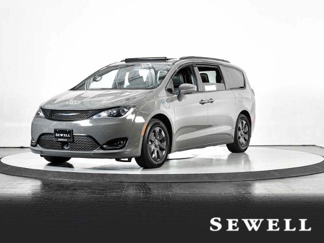 2020 Chrysler Pacifica Vehicle Photo in DALLAS, TX 75235