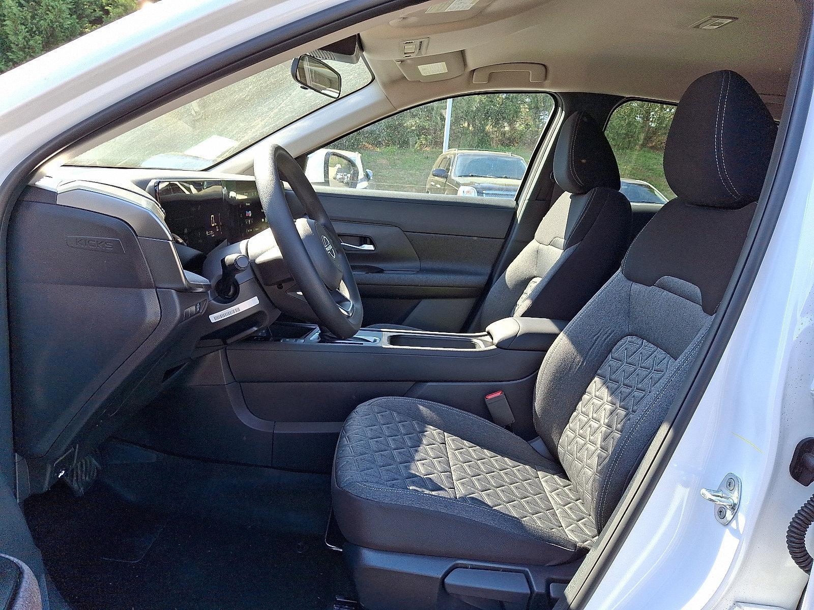 2025 Nissan Kicks Vehicle Photo in Jenkintown, PA 19046