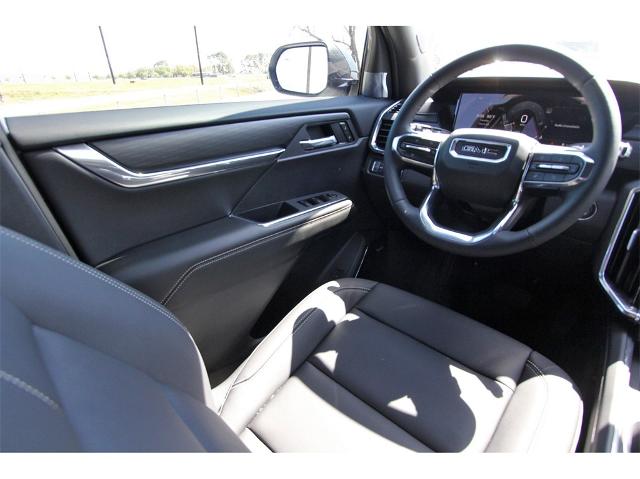 2025 GMC Acadia Vehicle Photo in ROSENBERG, TX 77471-5675