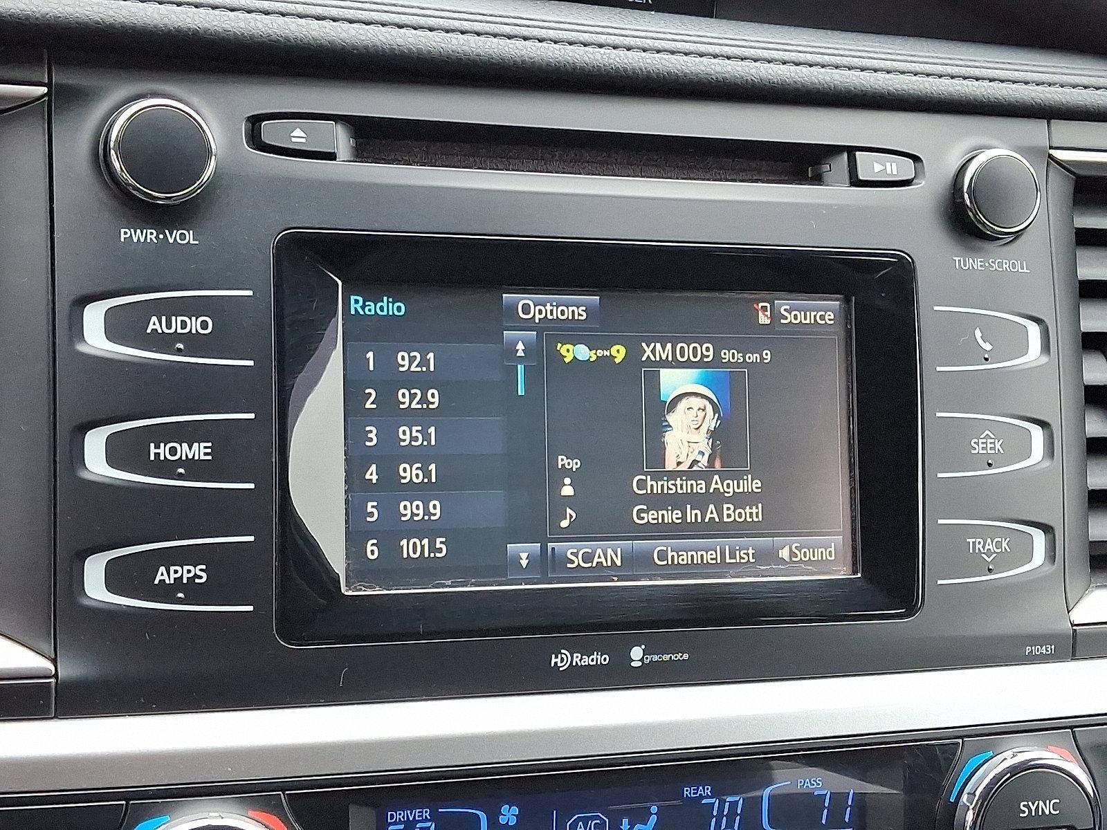 2015 Toyota Highlander Vehicle Photo in BETHLEHEM, PA 18017-9401