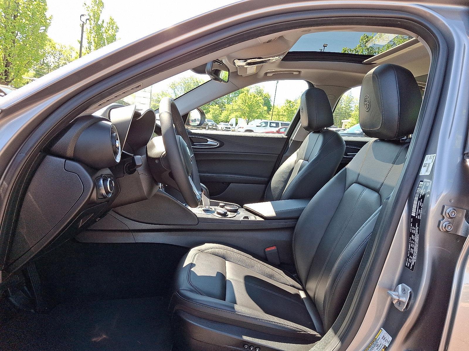 2019 Alfa Romeo Giulia Vehicle Photo in Willow Grove, PA 19090