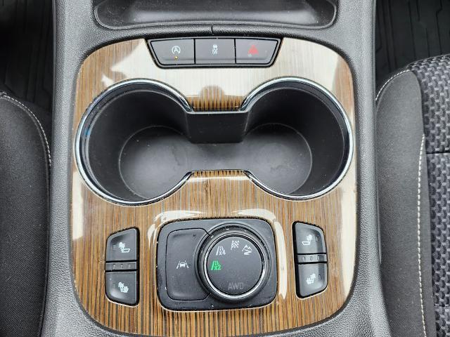 2023 GMC Acadia Vehicle Photo in GREEN BAY, WI 54304-5303