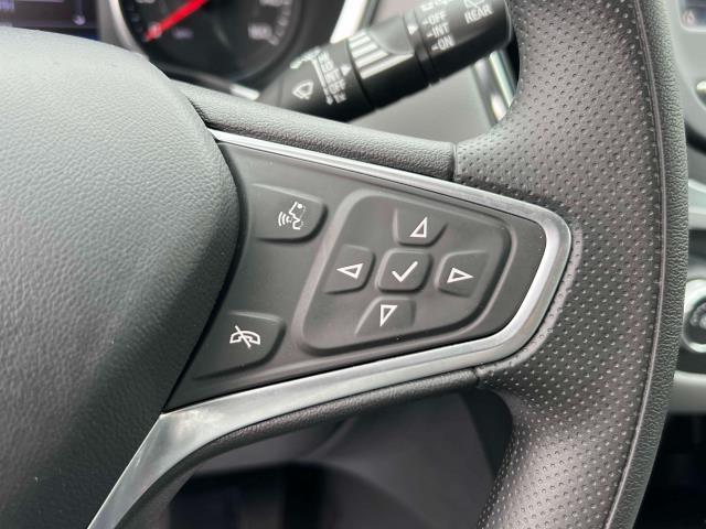 2022 Chevrolet Equinox Vehicle Photo in Roslyn, NY 11576