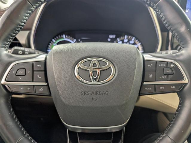 2021 Toyota Highlander Vehicle Photo in ENGLEWOOD, CO 80113-6708