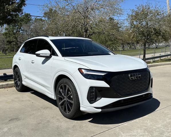 2025 Audi Q4 e-tron Vehicle Photo in HOUSTON, TX 77090